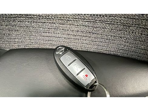 Used 2021 Nissan Rogue S image 18