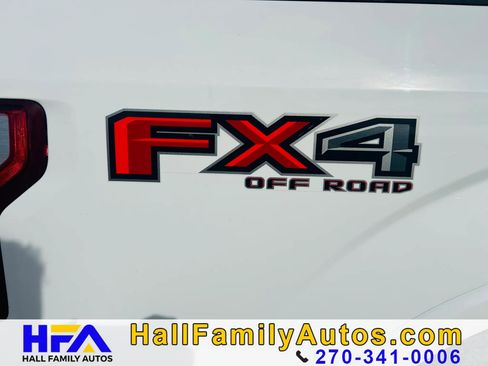 Used 2018 Ford F150 XLT w/ Equipment Group 302A Luxury AWD/4WD image 38
