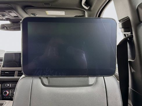 Used 2022 GMC Yukon XL AT4 w/ AT4 Premium Plus Package AWD/4WD image 24