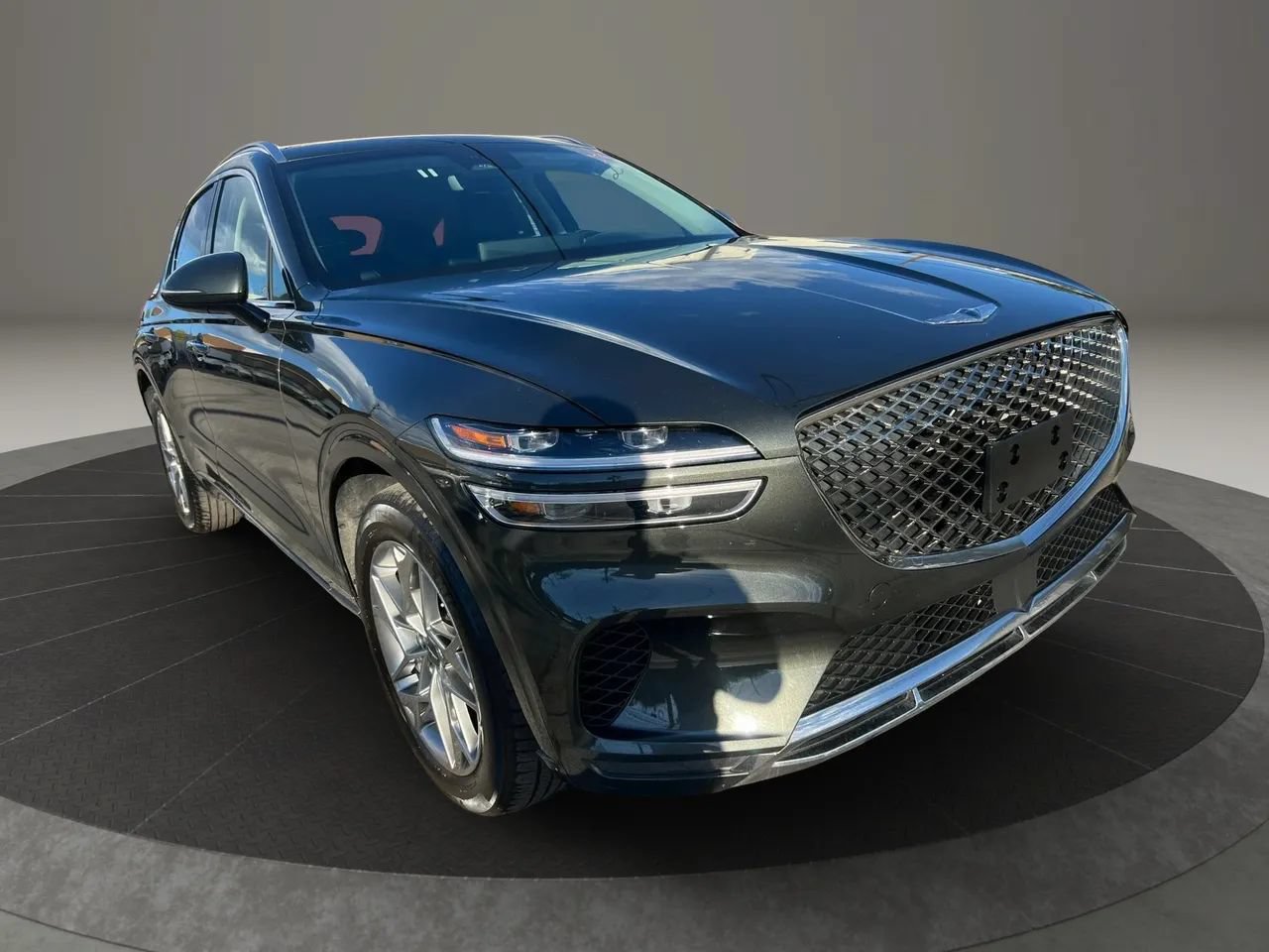 Used 2025 Genesis GV70 2.5T AWD/4WD image 7