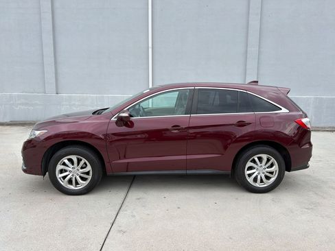 Used 2018 Acura RDX AWD image 2