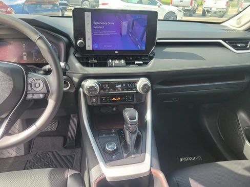 Certified 2025 Toyota RAV4 Limited AWD/4WD image 18