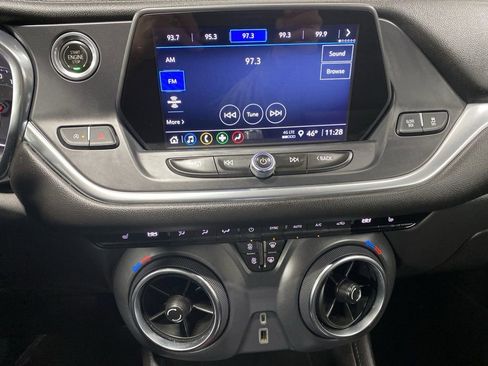 Used 2021 Chevrolet Blazer LT image 18