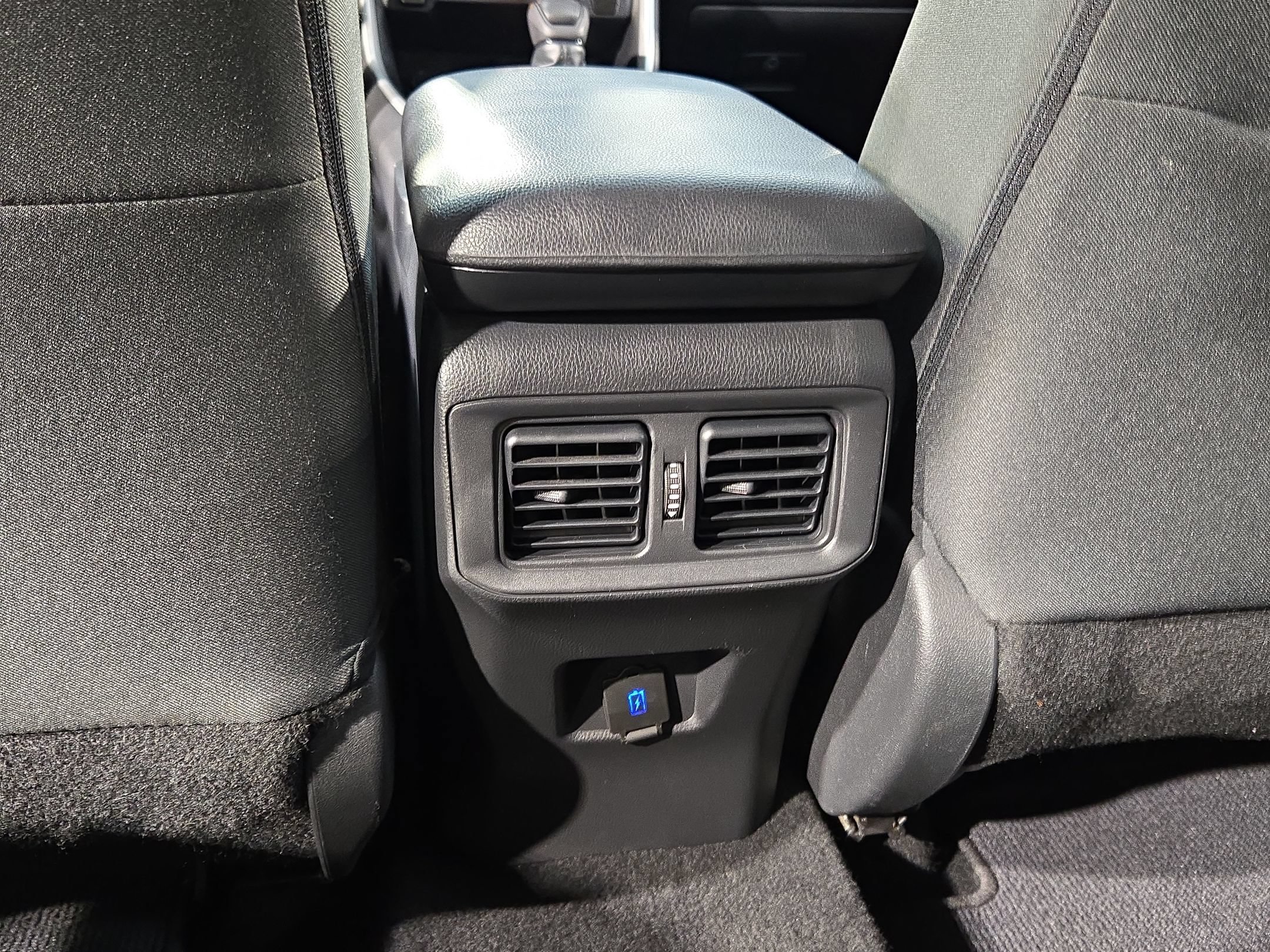Used 2023 Toyota RAV4 LE FWD image 36