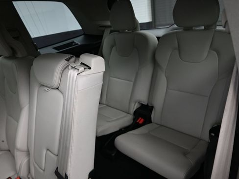 Used 2023 Volvo XC90 B5 Plus w/ Protection Package Premier AWD/4WD image 21
