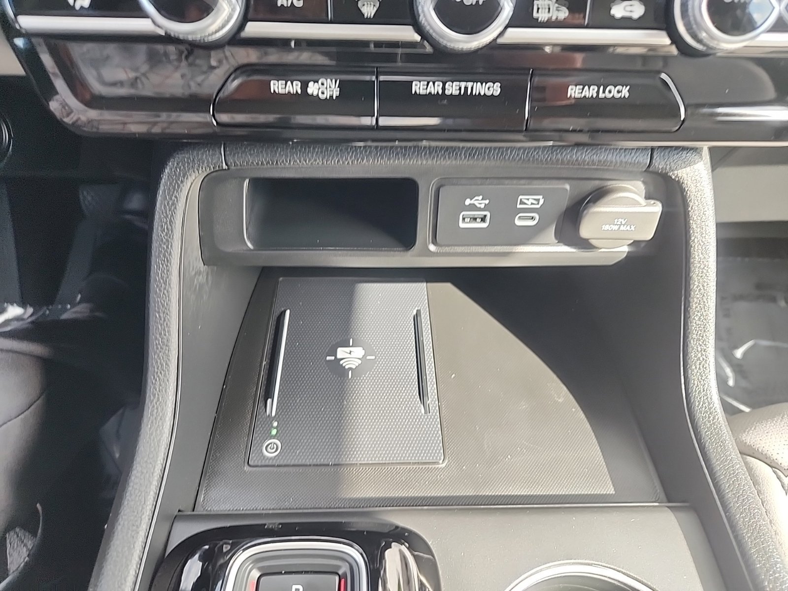 Used 2025 Honda Pilot Elite image 27