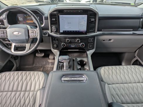 Used 2022 Ford F150 Limited image 17