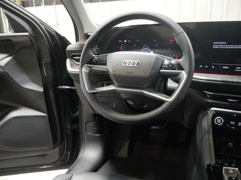 New 2025 Audi Q5 Premium Plus image 33