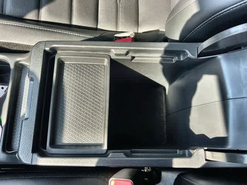 Used 2025 Honda CR-V EX-L image 27