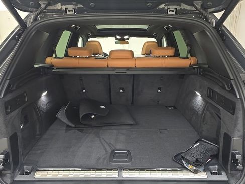 New 2026 BMW X5 xDrive50e w/ Premium Package image 28