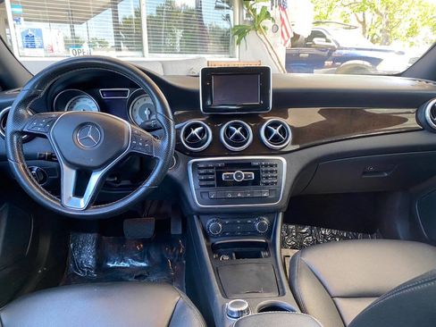 Used 2014 Mercedes-Benz CLA 250 4MATIC image 12