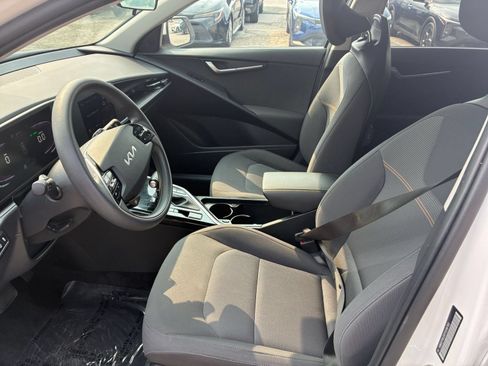 Used 2026 Kia Niro LX FWD image 22