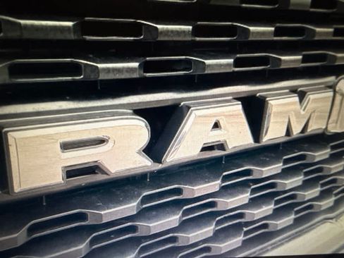 Used 2024 RAM 2500 Big Horn w/ Off Road Package AWD/4WD image 8