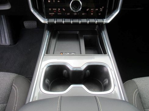 Certified 2025 GMC Acadia Elevation image 24