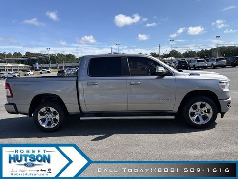 Used 2022 RAM 1500 Big Horn AWD/4WD image 5