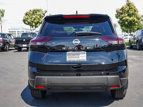 New 2026 Nissan Rogue S image 6