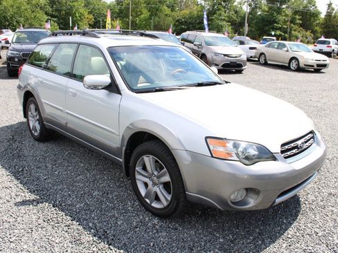 Used 2005 Subaru Outback 3.0R L.L. Bean AWD/4WD image 4