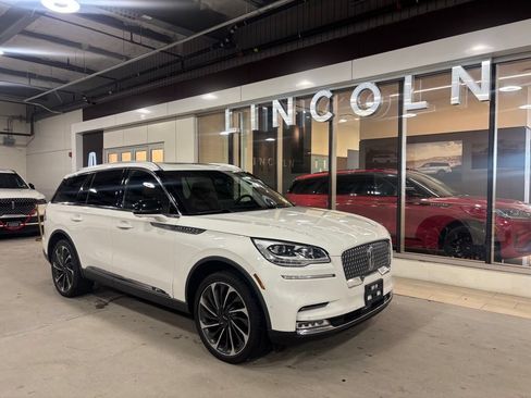 Used 2022 Lincoln Aviator Reserve w/ Equipment Group 201A AWD/4WD image 1
