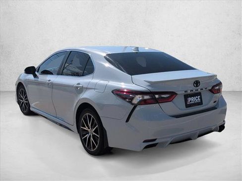 Used 2024 Toyota Camry SE w/ Convenience Package FWD image 7