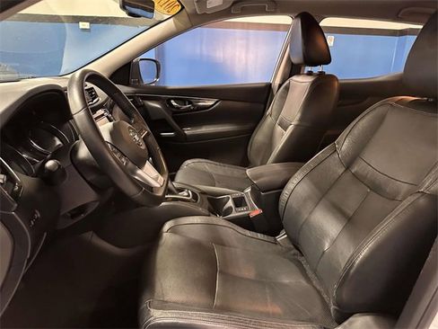 Used 2017 Nissan Rogue Sport SL image 14