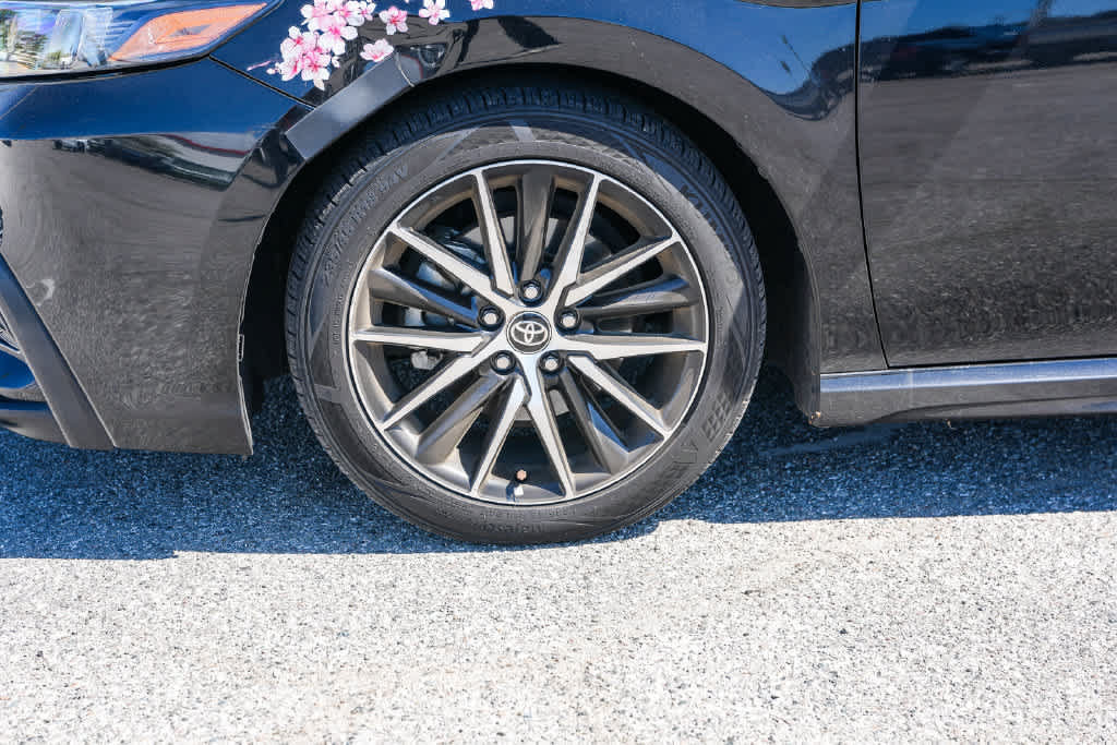 Used 2023 Toyota Camry SE FWD image 10