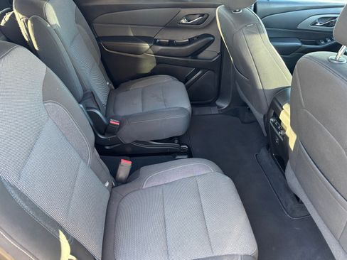Used 2023 Chevrolet Traverse LT AWD/4WD image 29