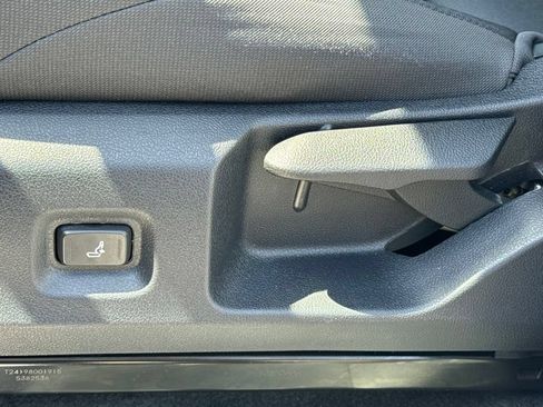 Used 2024 Toyota Tacoma SR5 RWD image 27