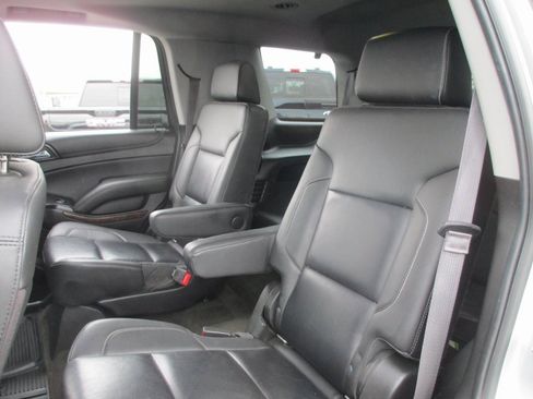 Used 2017 Chevrolet Tahoe LT w/ LT Signature Package image 20