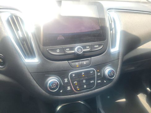 Used 2020 Chevrolet Malibu LT FWD image 48
