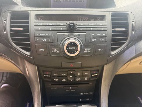 Used 2014 Acura TSX Sedan image 17