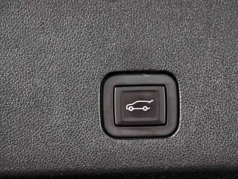 Used 2023 Cadillac XT6 Sport AWD/4WD image 33