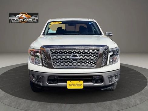 Used 2018 Nissan Titan Platinum Reserve w/ Platinum Utility Package AWD/4WD image 2