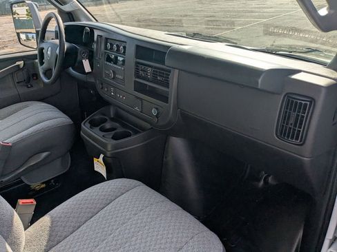 New 2026 GMC Savana 3500 w/ Power Convenience Package RWD image 19