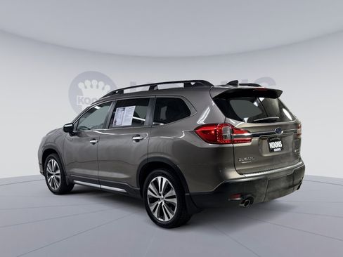 Used 2022 Subaru Ascent Touring w/ Popular Package #2A image 10