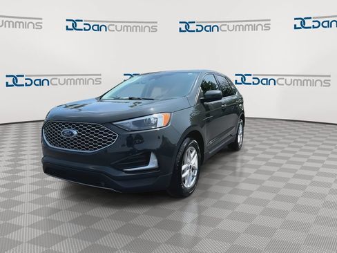 Used 2024 Ford Edge SEL w/ Cold Weather Package AWD/4WD image 4