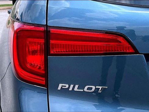 Used 2018 Honda Pilot EX-L image 31