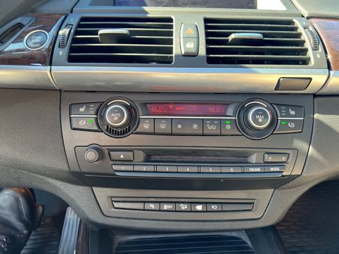 Used 2012 BMW X5 xDrive35i image 17