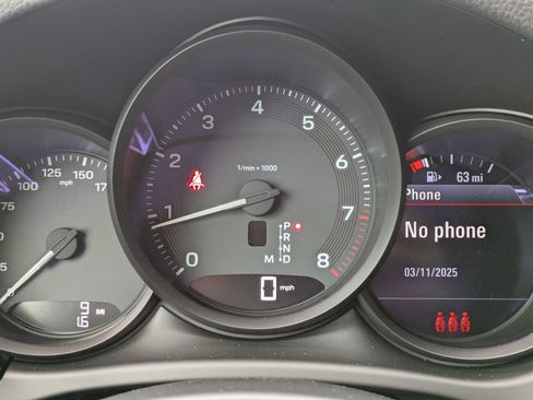 Used 2025 Porsche Macan image 16