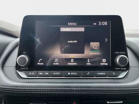 Used 2022 Nissan Rogue SV image 24