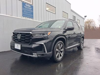 Used 2025 Honda Pilot Elite