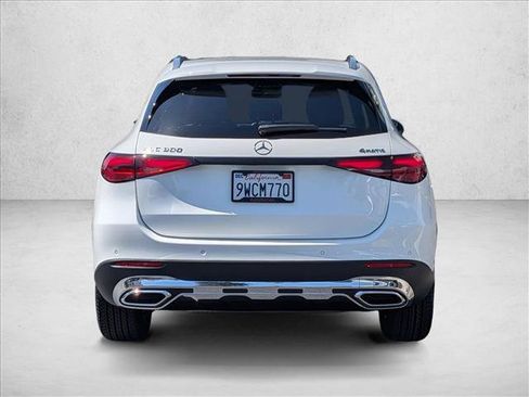 Used 2026 Mercedes-Benz GLC 300 4MATIC image 7