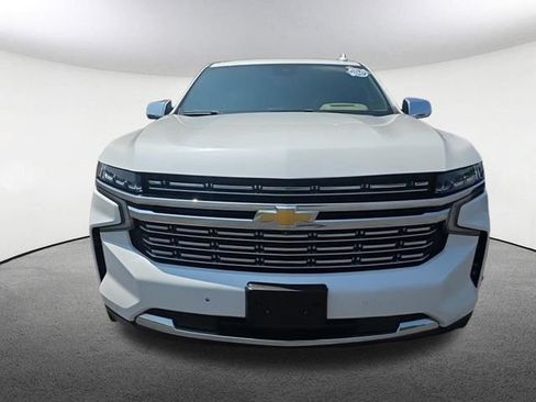 Used 2023 Chevrolet Tahoe Premier AWD/4WD image 2