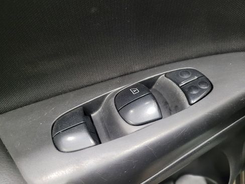 Used 2019 Nissan Sentra SV w/ All Weather Package FWD image 27