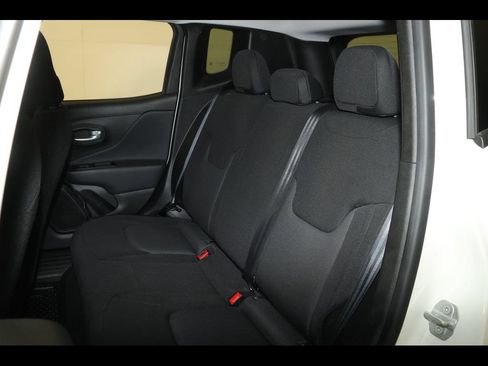 Certified 2023 Jeep Renegade Latitude AWD/4WD image 25