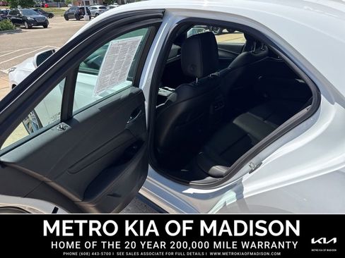 Used 2021 Cadillac CT4 Sport AWD/4WD image 23