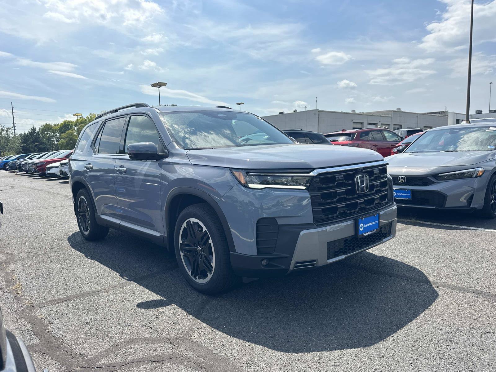 New 2026 Honda Pilot image 1