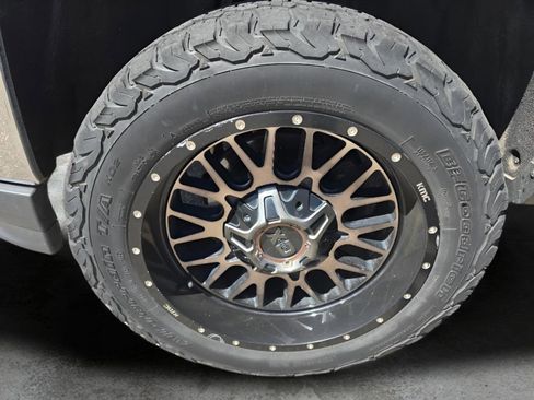 Used 2017 Chevrolet Silverado 1500 LT w/ All Star Edition image 27