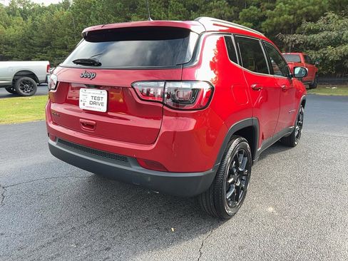 New 2026 Jeep Compass Latitude image 5