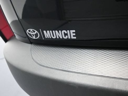 Used 2025 Ford Escape ST-Line FWD image 39
