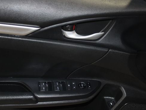 Used 2019 Honda Civic Sport image 5